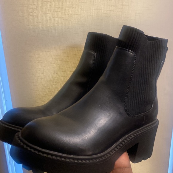 Chunky Black Boots - Picture 2 of 7
